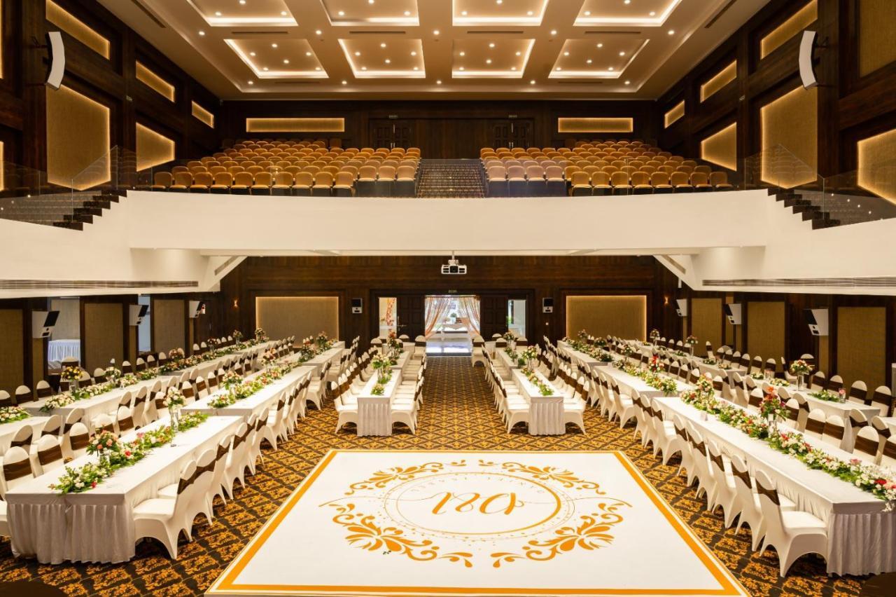 Hotel The King'S Meadows Golhalli Exterior foto
