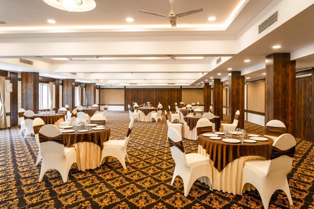 Hotel The King'S Meadows Golhalli Exterior foto