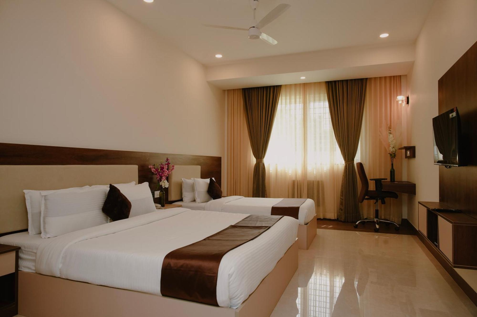 Hotel The King'S Meadows Golhalli Exterior foto