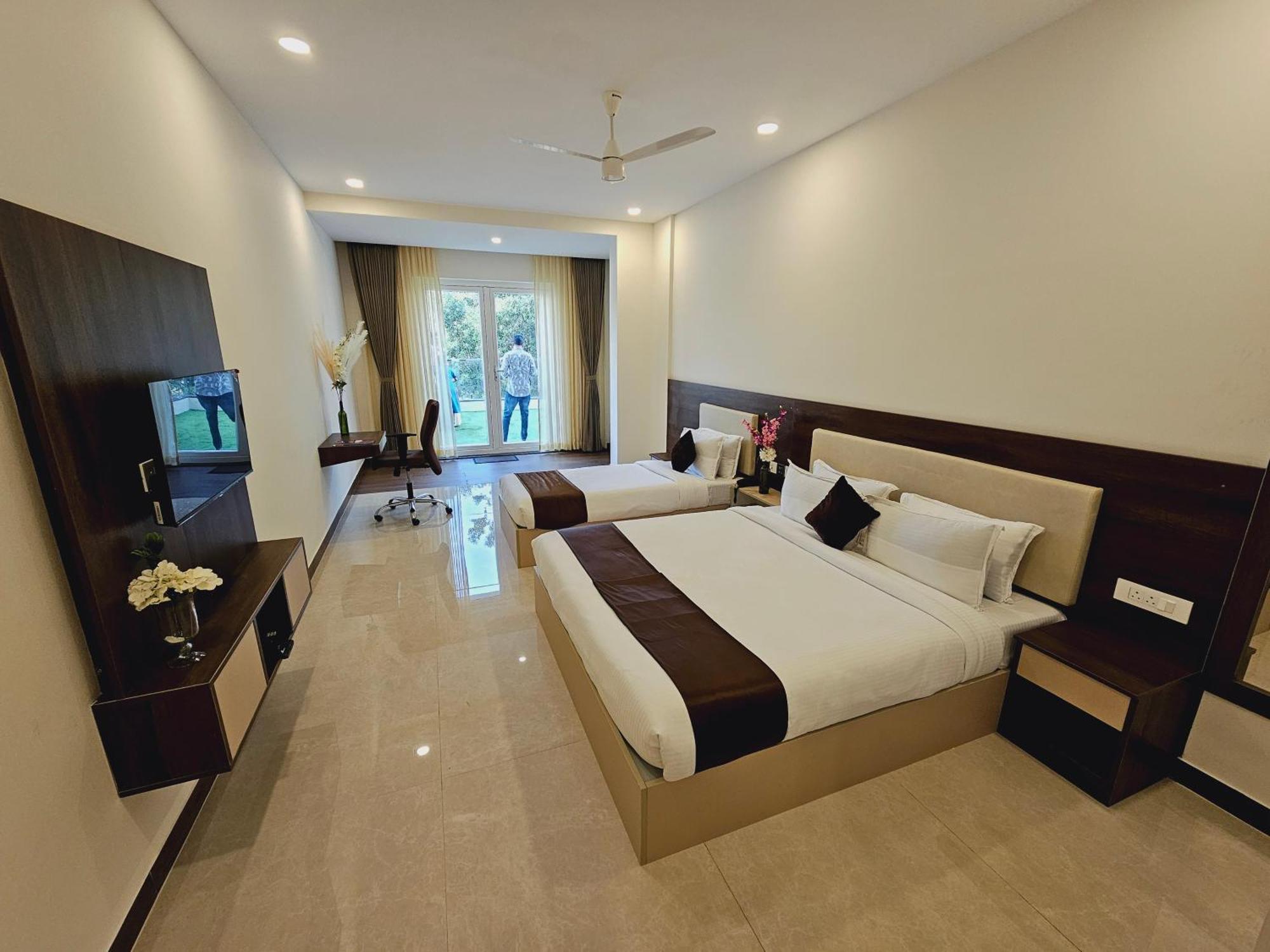 Hotel The King'S Meadows Golhalli Exterior foto